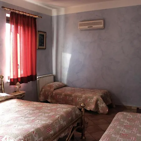 Agriturismo Cascina Argentera Farm stay *
